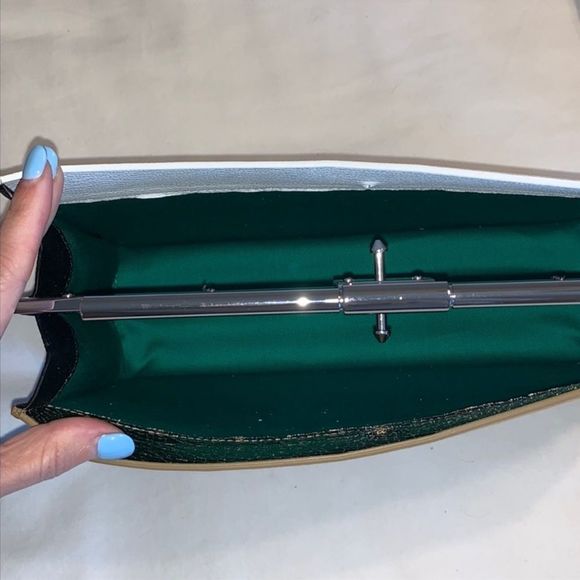 Volon Clutch - Picture 4 of 8